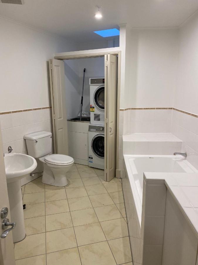 West End Precinct 2 Bedroom Apartment Close To Walkway And Ocean Ню Плимут Екстериор снимка