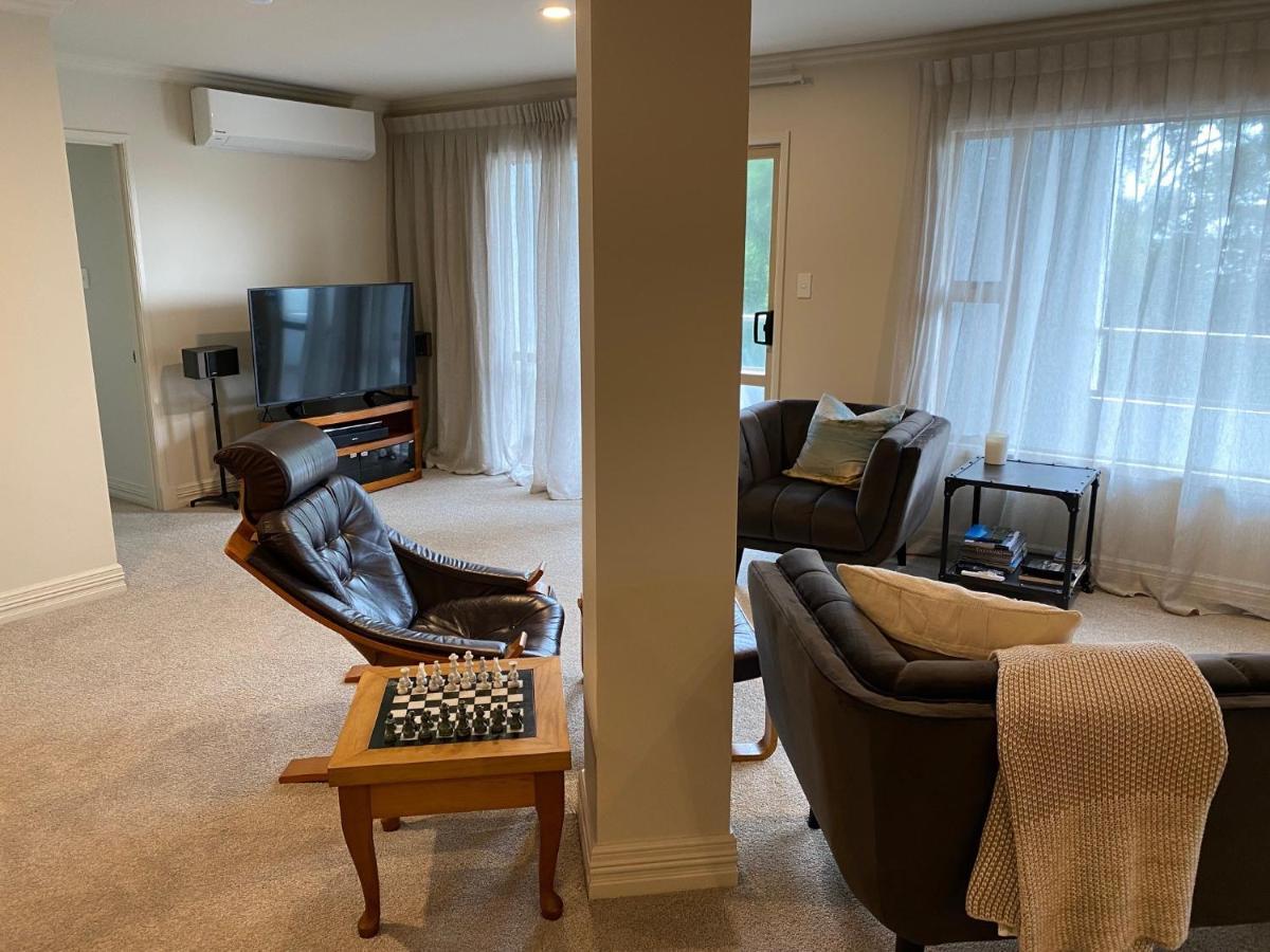 West End Precinct 2 Bedroom Apartment Close To Walkway And Ocean Ню Плимут Екстериор снимка